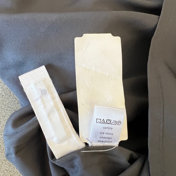 Short suede skirt with lining. - Picture 6 of 9